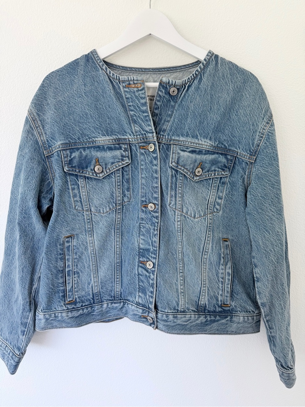 Abercrombie & Fitch Oversize Denim Jacket  Collarless Jean Jacket Size Large NWT - Picture 3 of 11